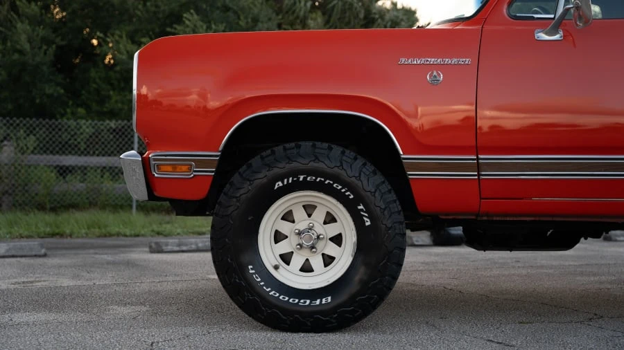 1977 Dodge Ramcharger - Image 10 of 31