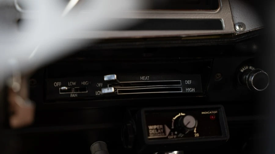 1977 Dodge Ramcharger - Image 20 of 31