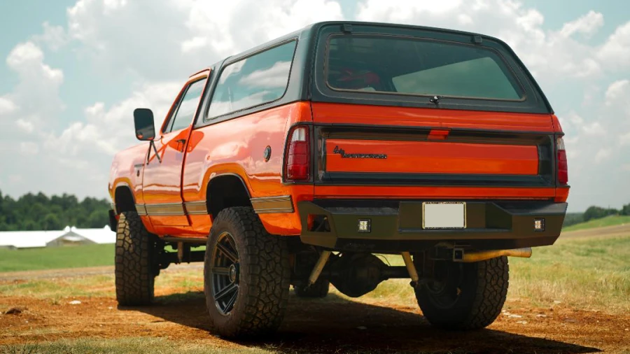 1976 Dodge Ramcharger - Image 2 of 3