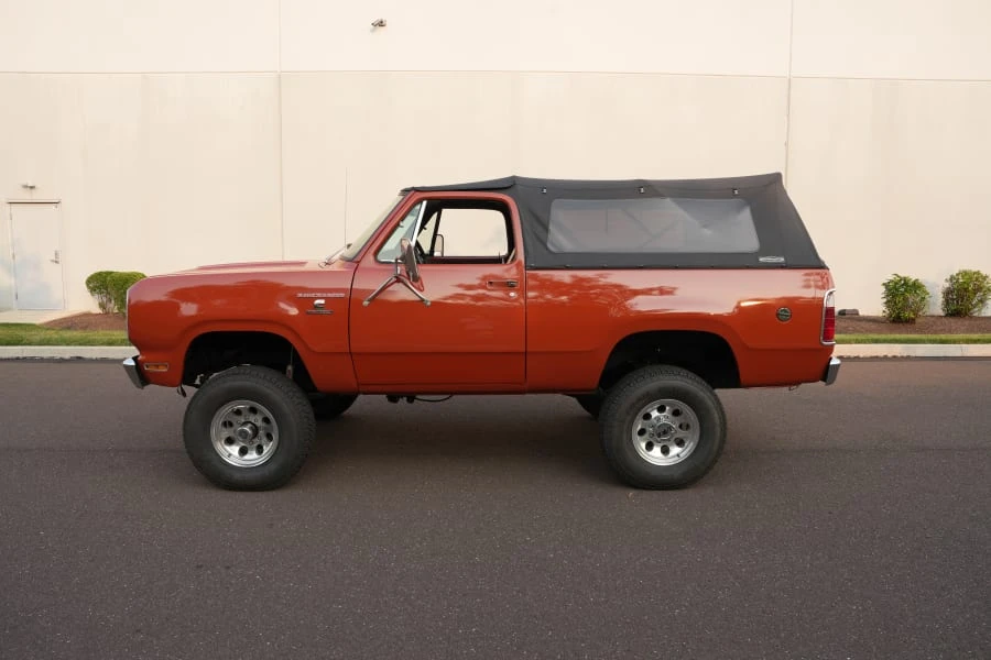 1976 Dodge Ramcharger - Image 9 of 31