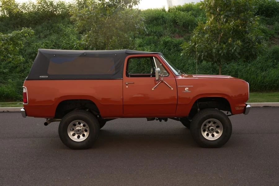 1976 Dodge Ramcharger - Image 2 of 31
