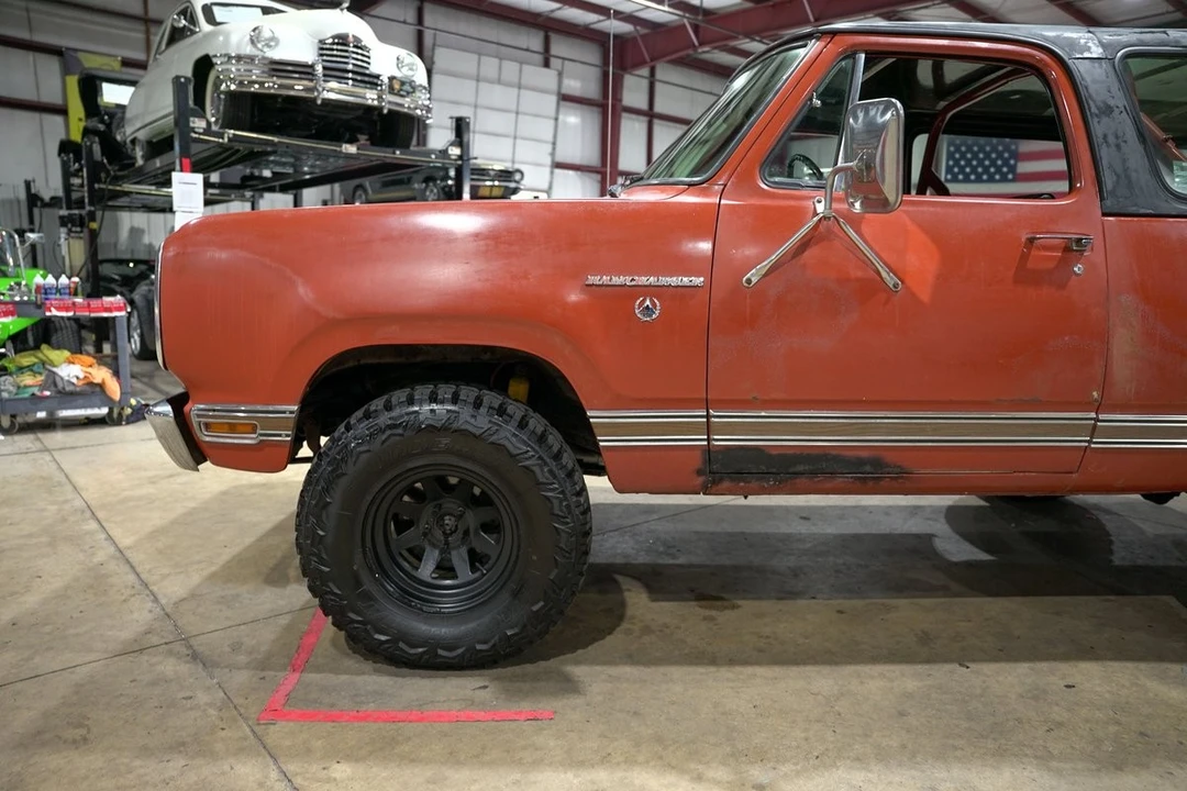 1976 Dodge Ramcharger - Image 3 of 12