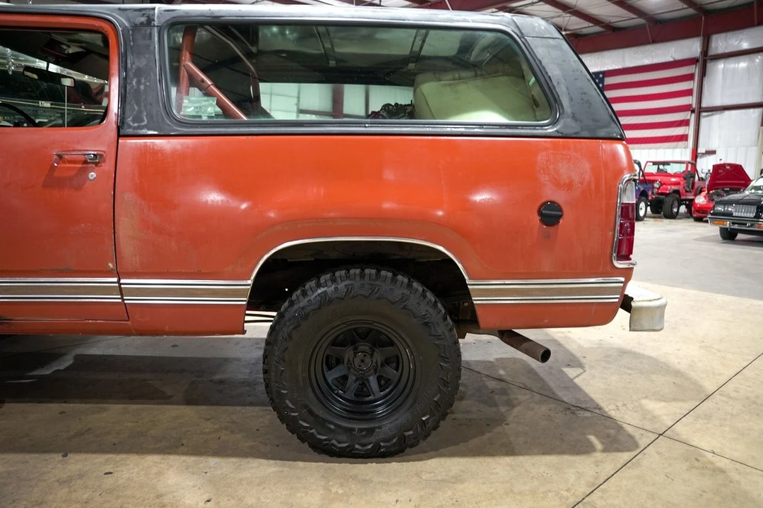 1976 Dodge Ramcharger - Image 5 of 12