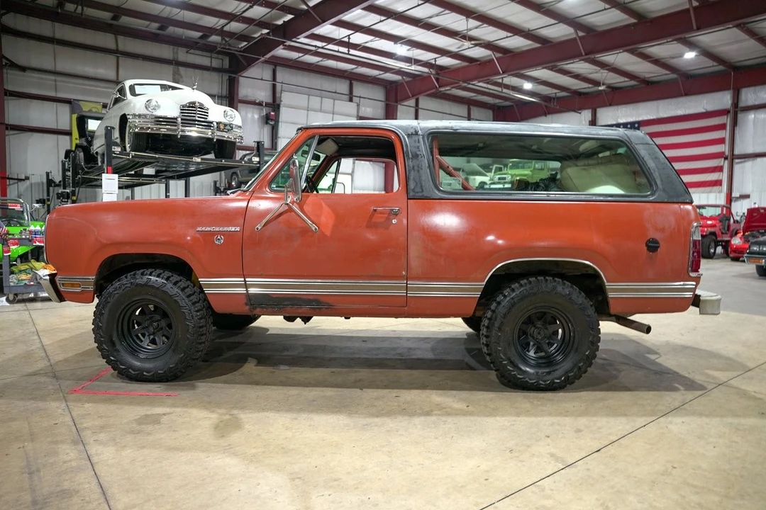 1976 Dodge Ramcharger - Image 4 of 12