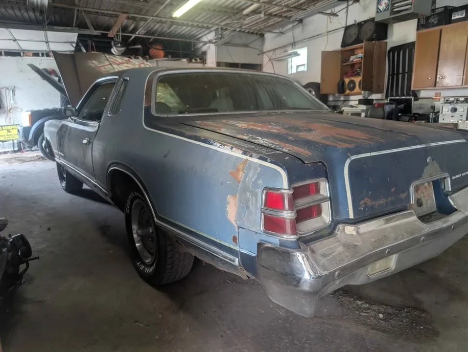1976 Dodge Charger 4th Gen - Image 2 of 3
