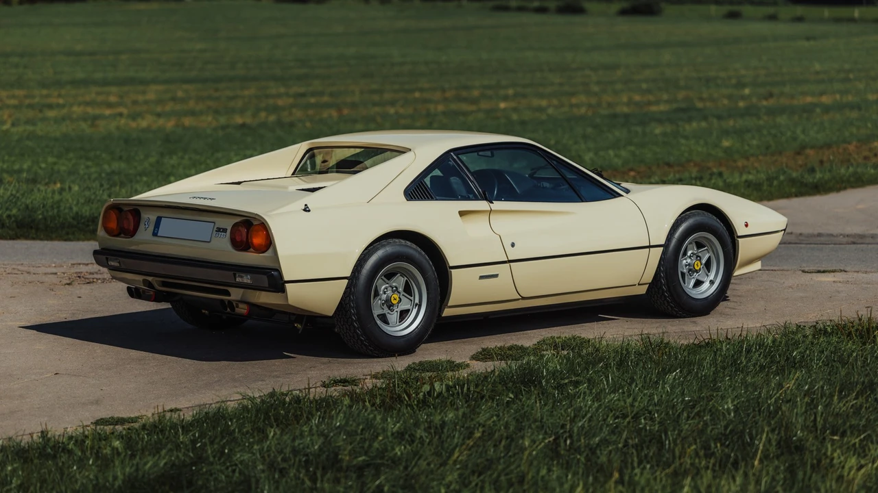 1976 Ferrari 308 GTB - Image 13 of 31