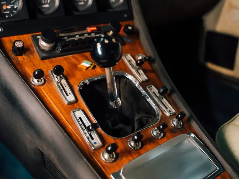 1976 Ferrari 365 GT4 2+2 - Image 16 of 31