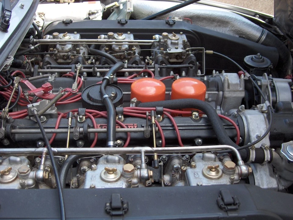 1976 Ferrari 365 GT4 2+2 - Image 2 of 3