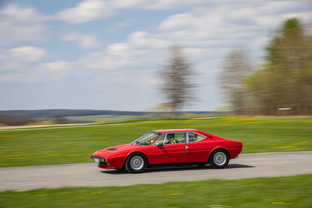 1976 Ferrari 308 GT4 - Image 13 of 30