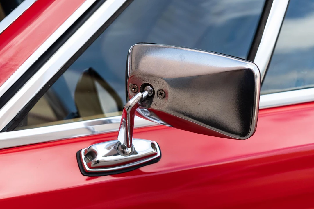 1976 Ferrari 308 GT4 - Image 17 of 31