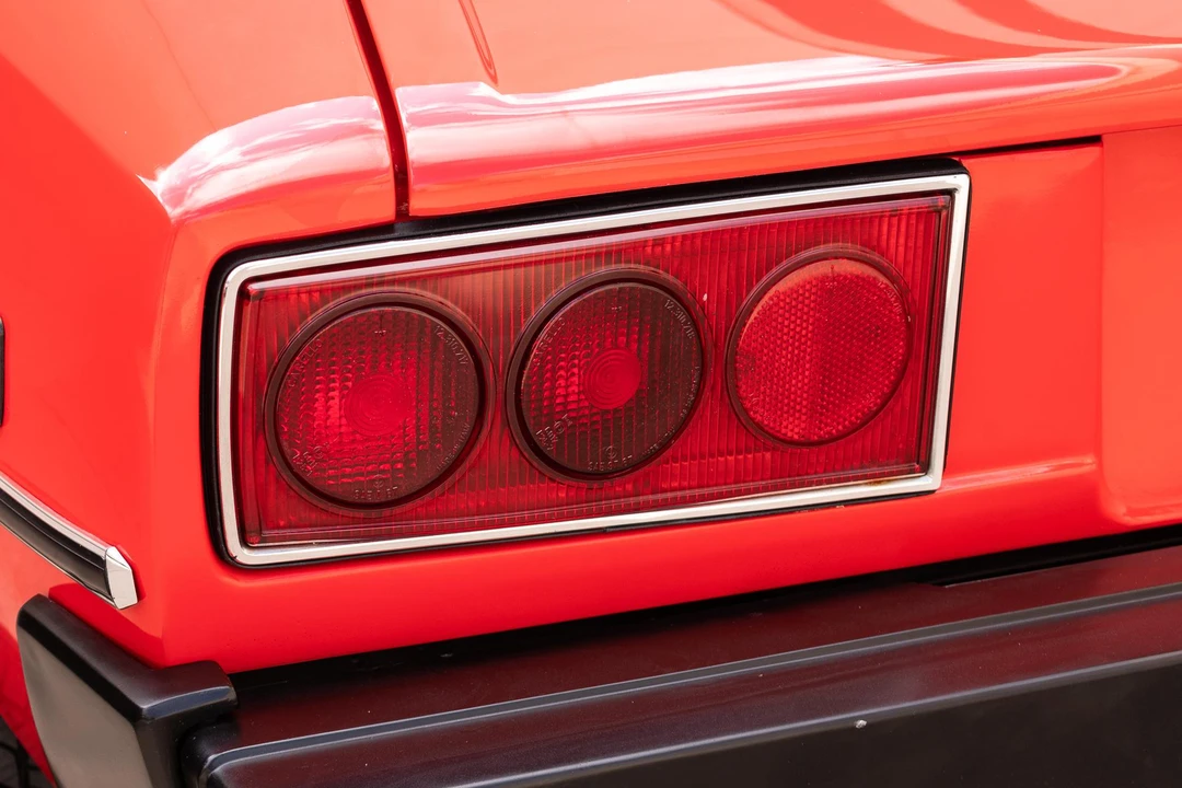 1976 Ferrari 308 GT4 - Image 19 of 31