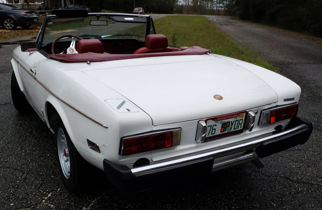 1976 Fiat 124 Sport Spider - Image 12 of 31