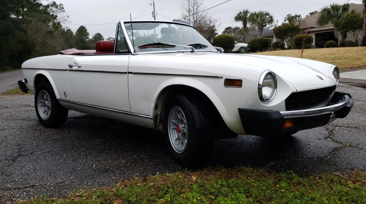 1976 Fiat 124 Sport Spider - Image 22 of 31
