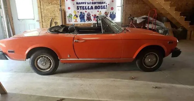 1976 Fiat 124 Spider Classica Convertible 2D