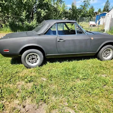 1976 Fiat 124 Spider