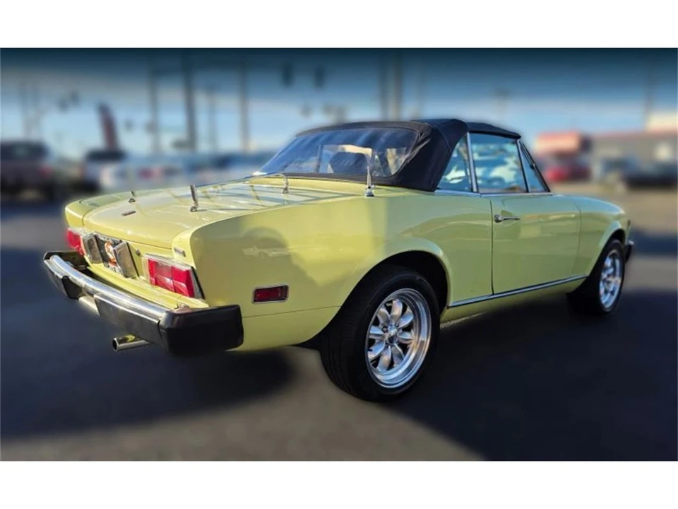 1976 Fiat 124 Sport Spider - Image 5 of 19