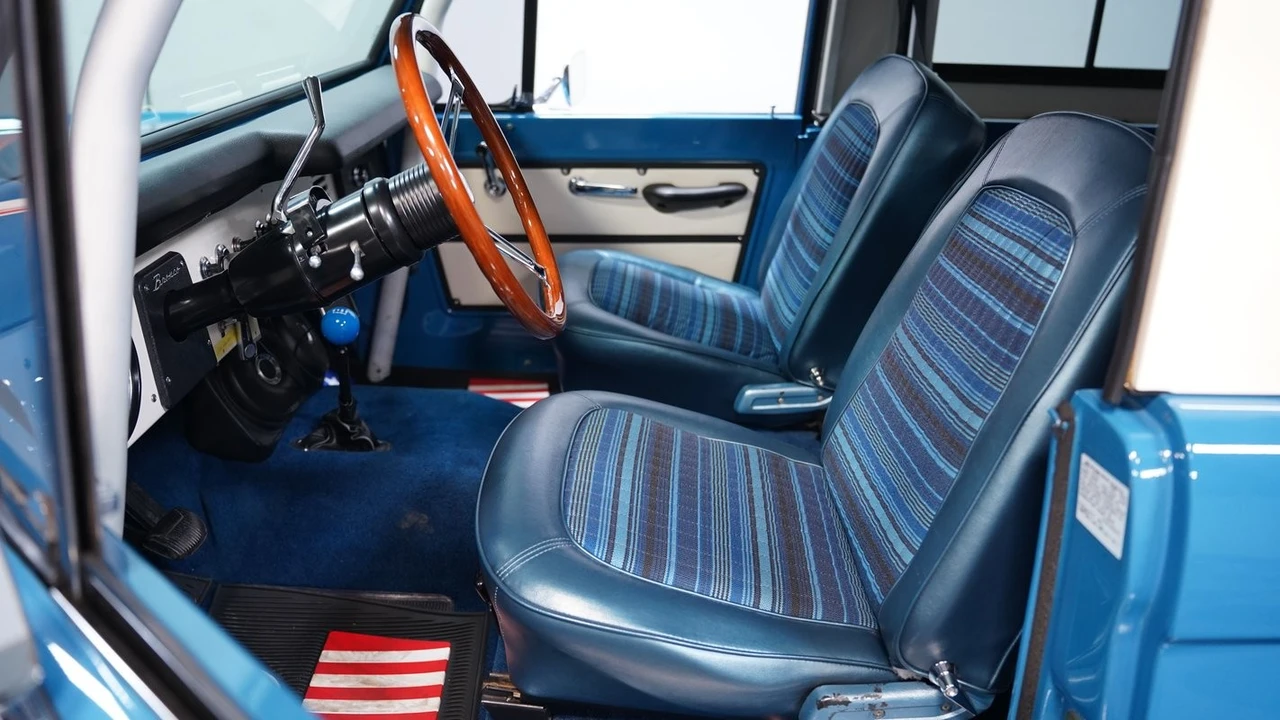 1976 Ford Bronco - Image 30 of 31