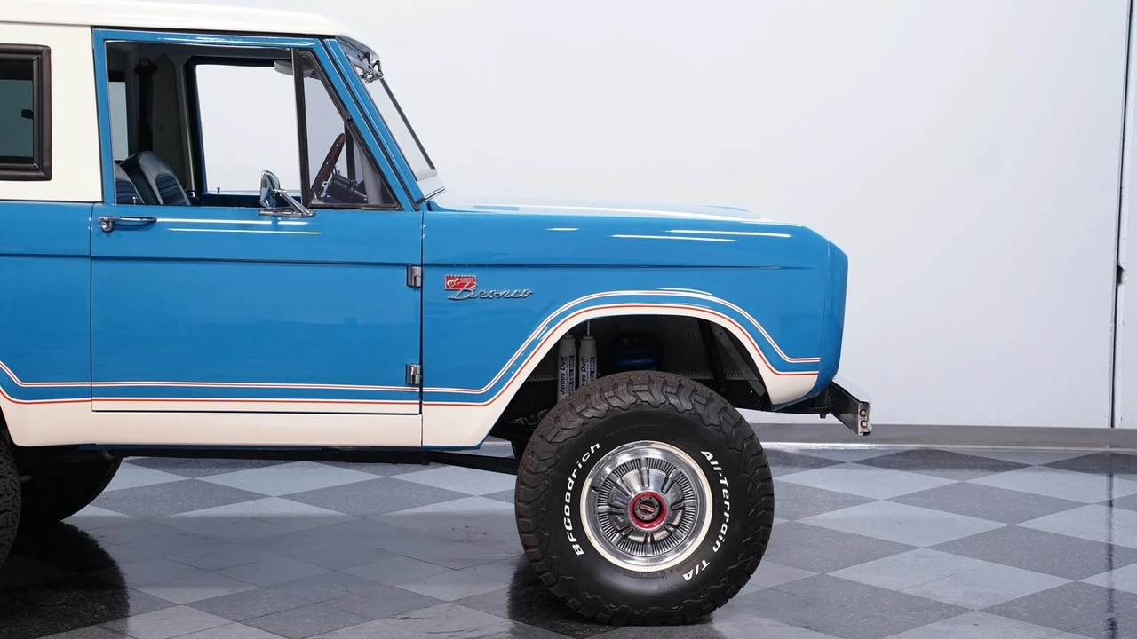 1976 Ford Bronco - Image 25 of 31
