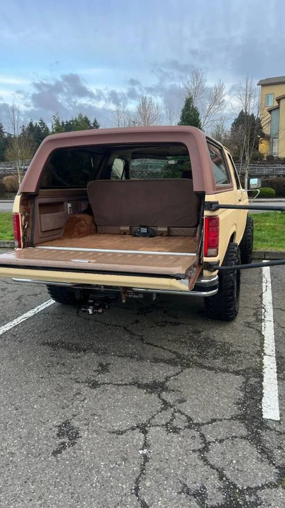1986 Ford Bronco 3rd Gen - Image 2 of 14
