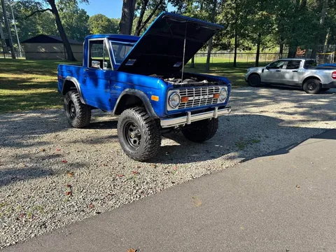 1976 Ford Bronco Sport Utility 2D