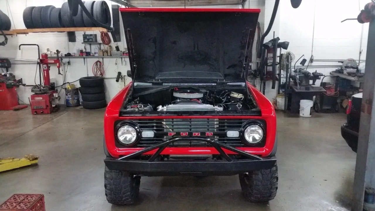 1976 Ford Bronco 1st Gen - Image 2 of 17