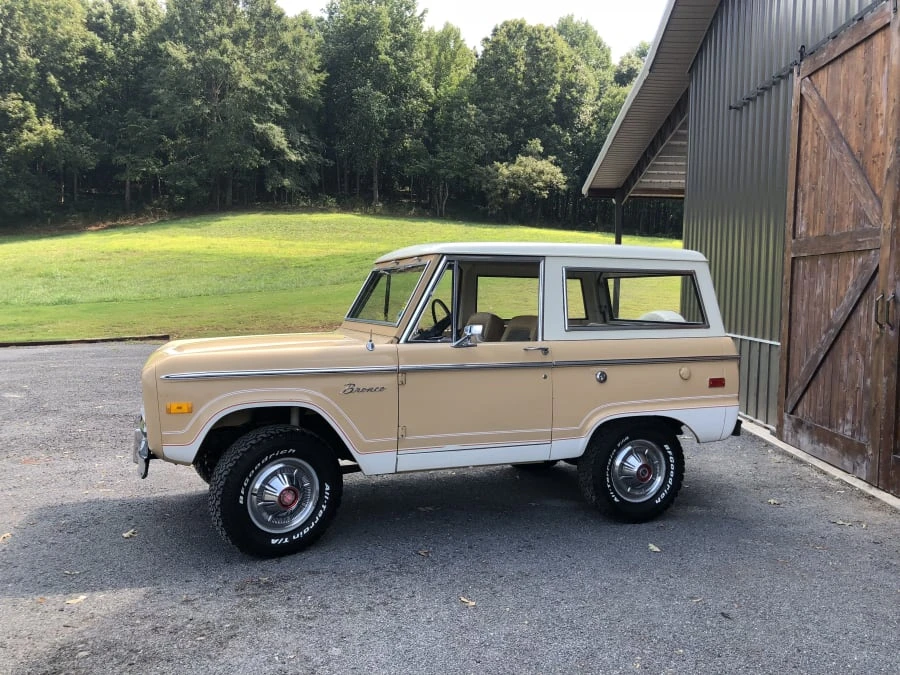 1976 Ford Bronco 1st Gen - Image 2 of 10