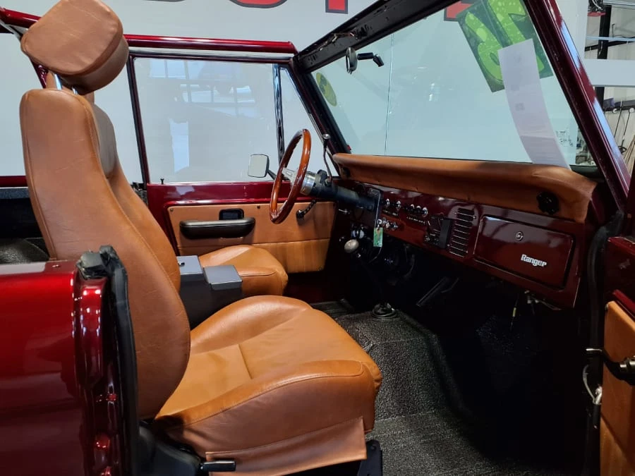 1976 Ford Bronco 1st Gen - Image 9 of 11