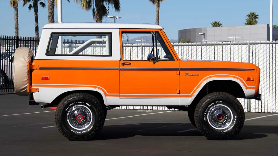 1976 Ford Bronco 1st Gen - Image 2 of 20