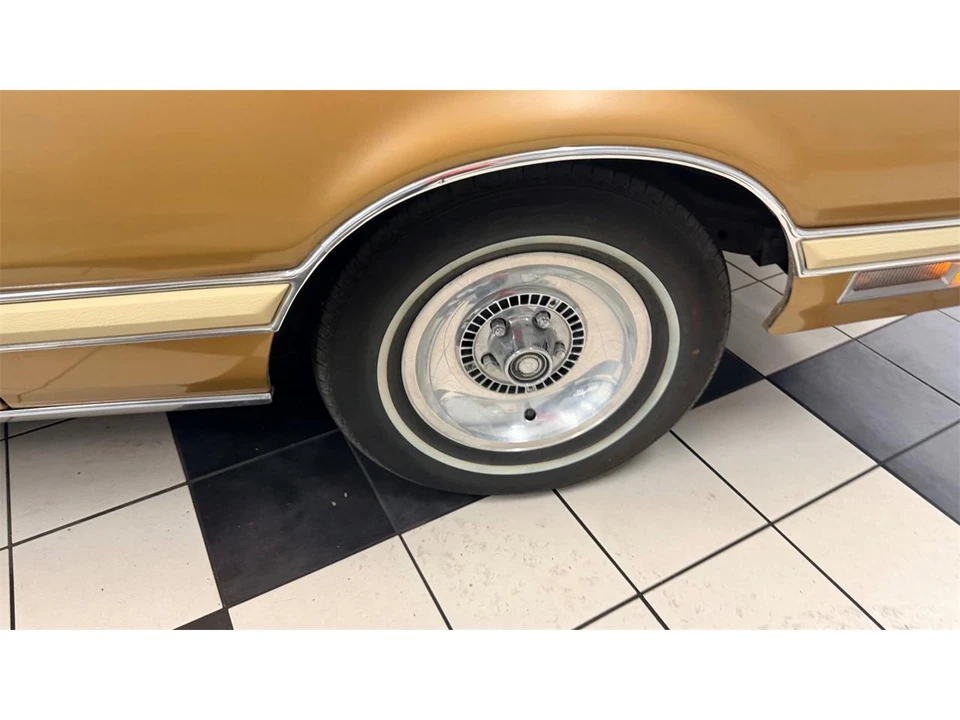 1976 Ford Torino 3rd-4th Gen - Image 28 of 31