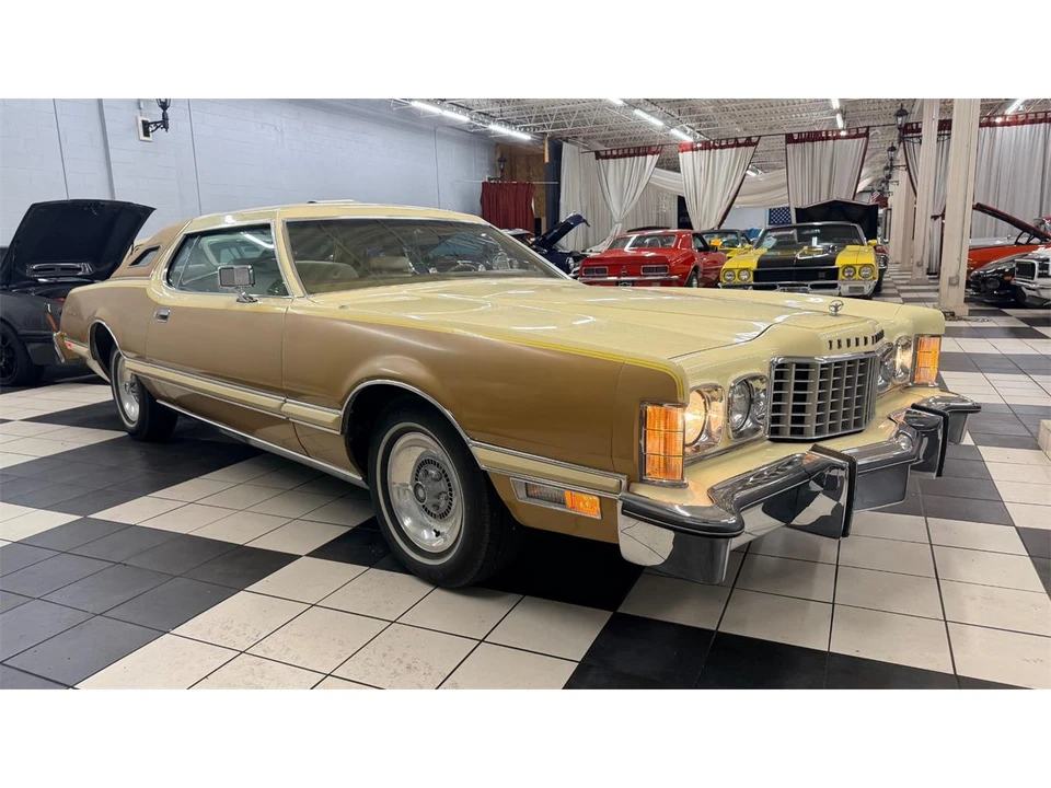 1976 Ford Torino 3rd-4th Gen - Image 2 of 31