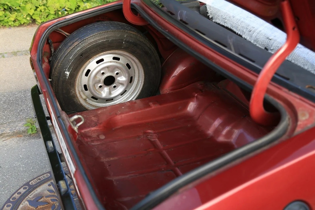 1976 Ford Escort - Image 17 of 28
