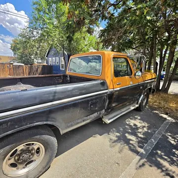 1976 Ford F-250 HD Long Bed
