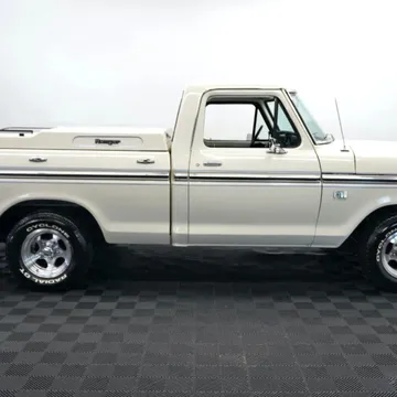 1976 Ford F100 Ranger Show Truck