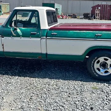 1976 Ford F150 Regular Cab XL Pickup 2D 8 ft