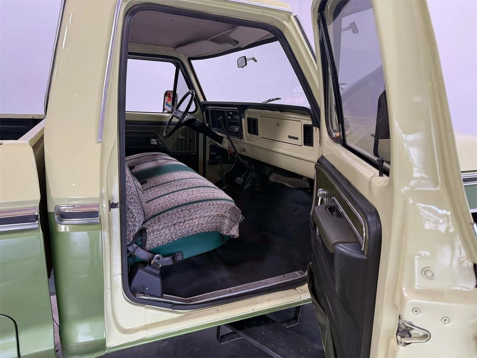 1976 Ford F-Series 6th Gen - Image 28 of 31