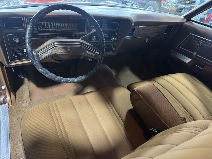 1976 Ford LTD - Image 9 of 30