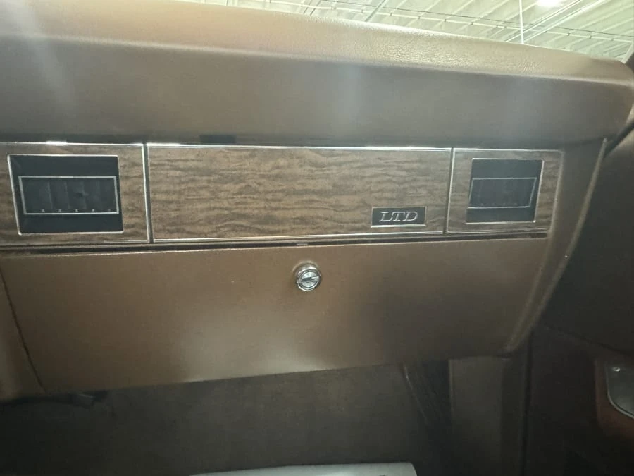 1976 Ford LTD - Image 18 of 30