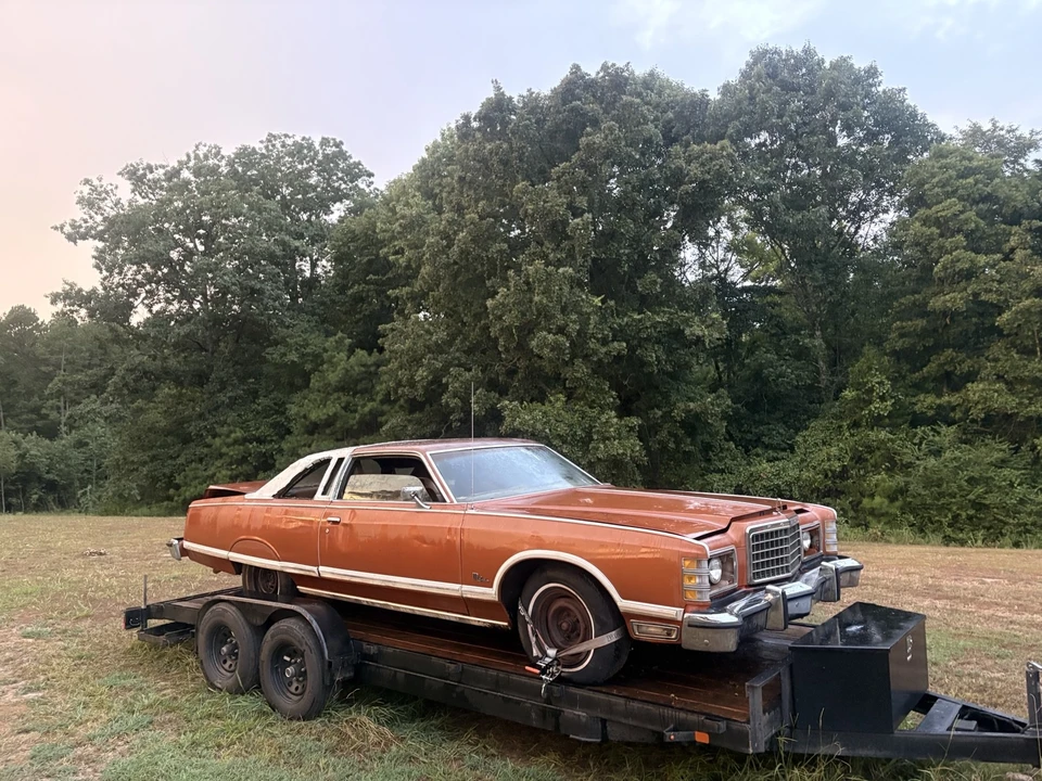 1976 Ford LTD - Image 2 of 9