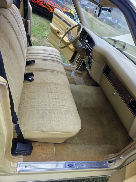 1976 Ford LTD - Image 9 of 17
