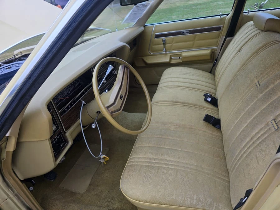 1976 Ford LTD - Image 11 of 17