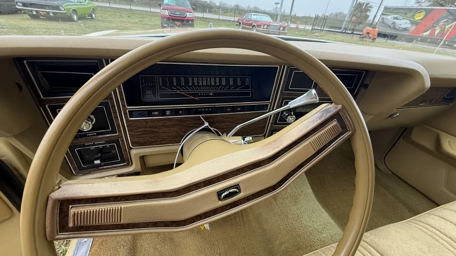 1976 Ford LTD - Image 13 of 17
