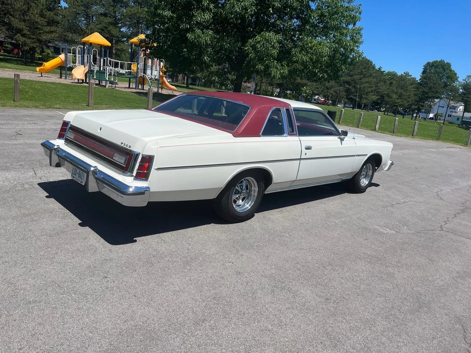 1976 Ford LTD - Image 8 of 31