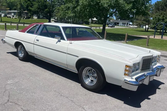1976 Ford LTD Two-Door Pillared Hardtop