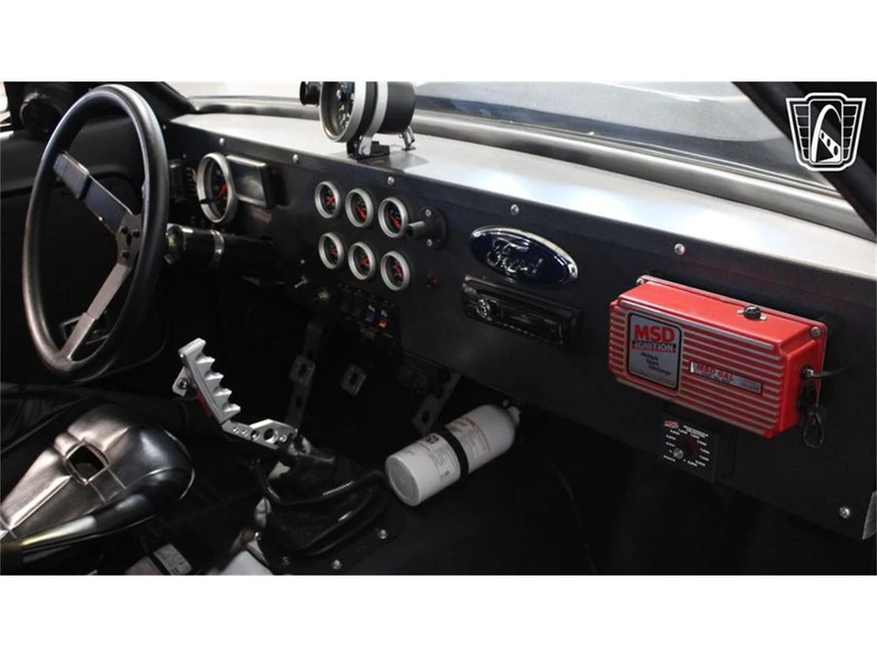 1976 Ford Maverick Sedan - Image 16 of 31