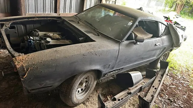 1976 Ford Mustang II Cobra