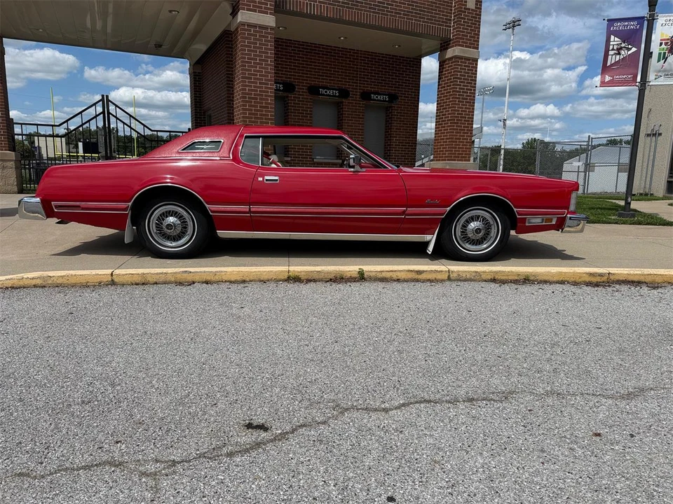 1976 Ford Thunderbird 6th Gen - Image 3 of 15