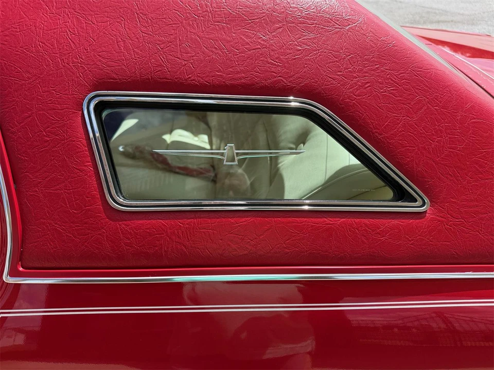 1976 Ford Thunderbird 6th Gen - Image 8 of 15