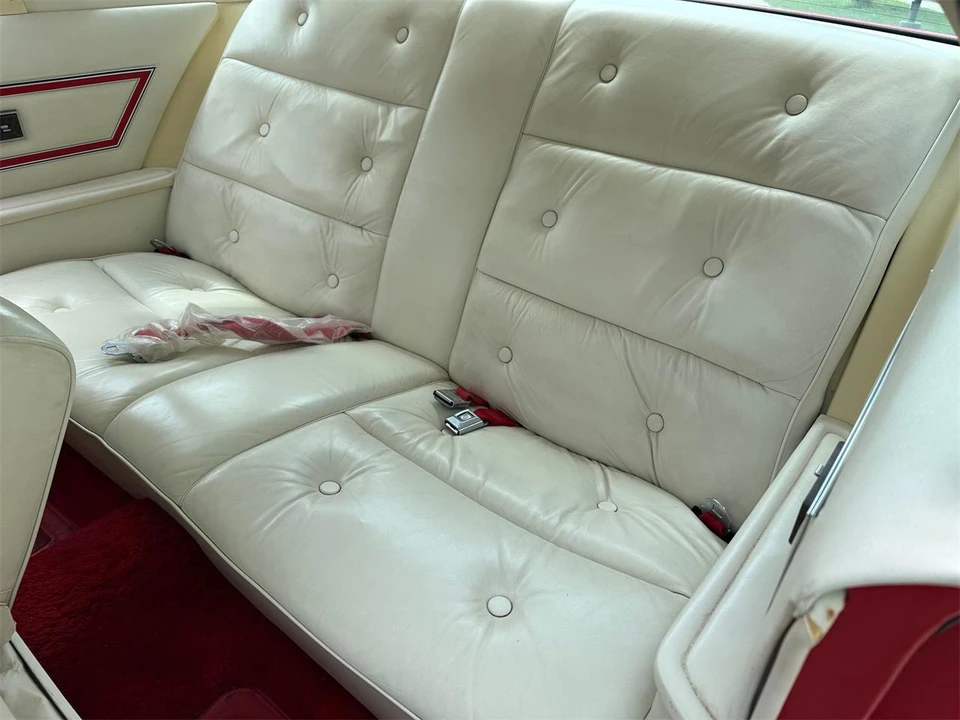 1976 Ford Thunderbird 6th Gen - Image 11 of 15