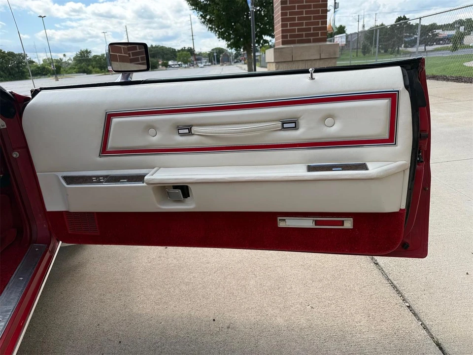 1976 Ford Thunderbird 6th Gen - Image 14 of 15