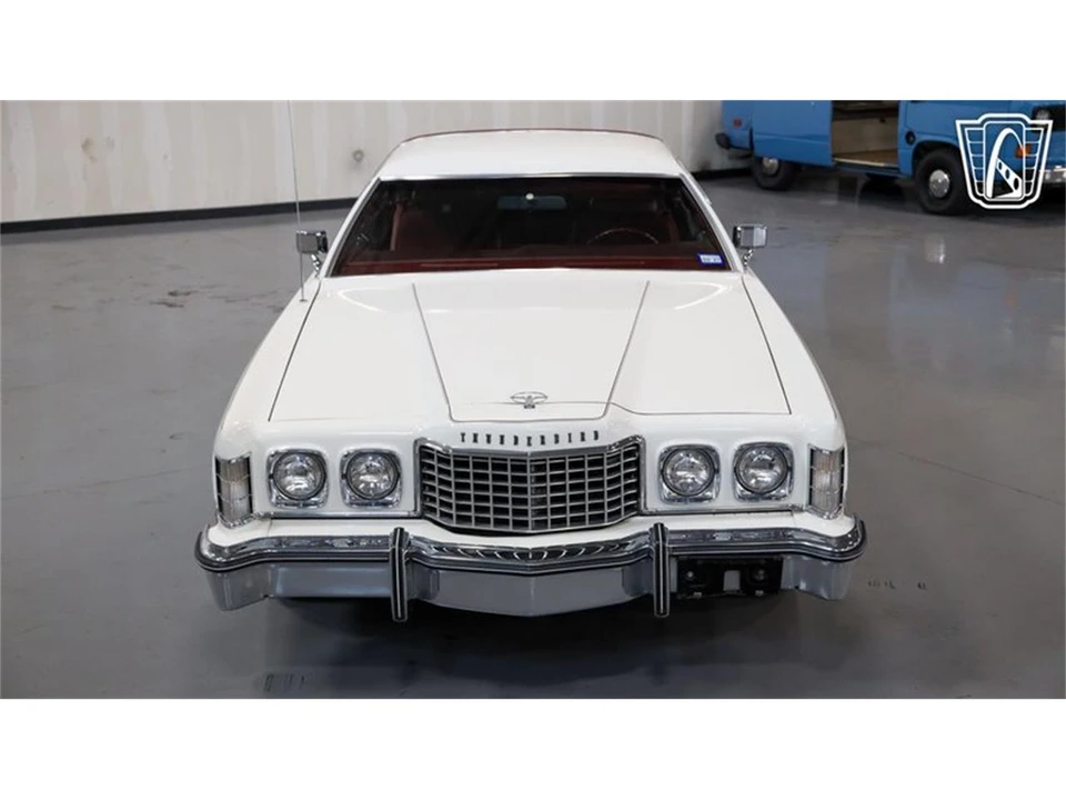 1976 Ford Thunderbird 6th Gen - Image 26 of 31